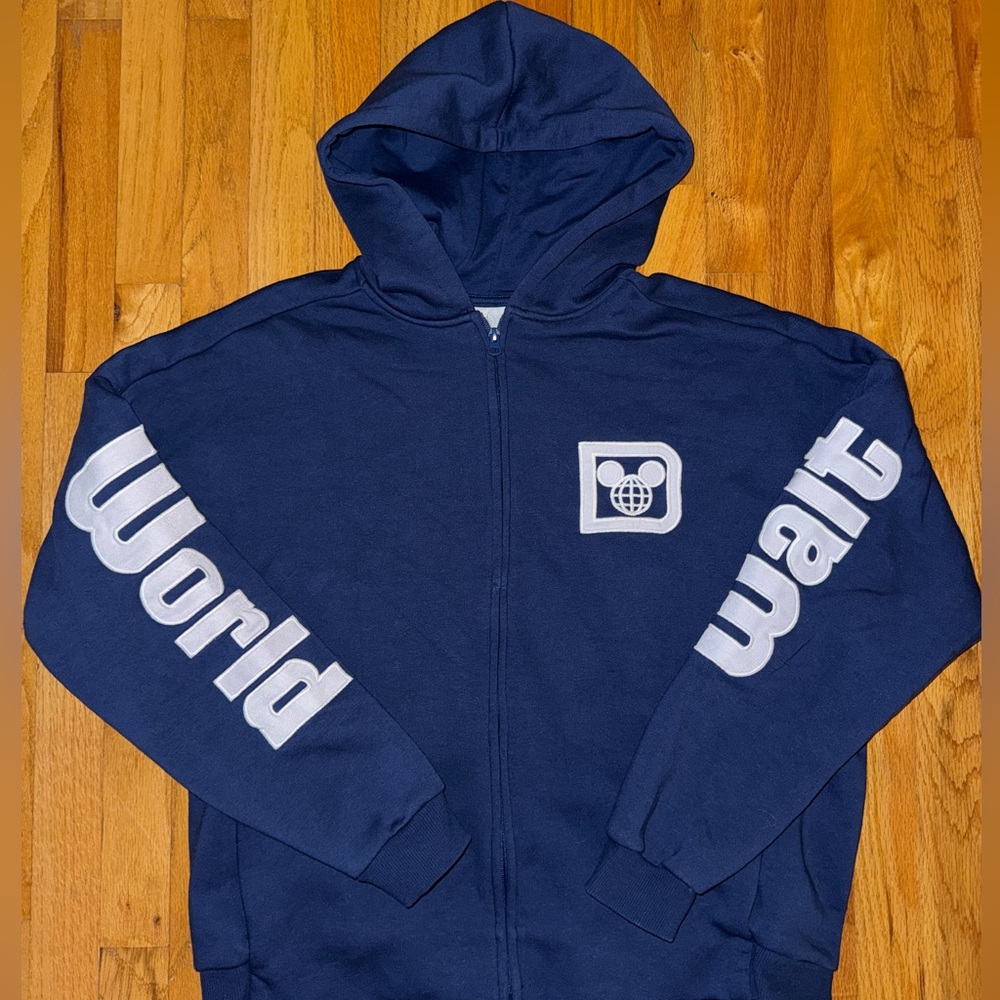 EXCELLENT Used Condition Walt Disney World Parks Unisex Hoodie